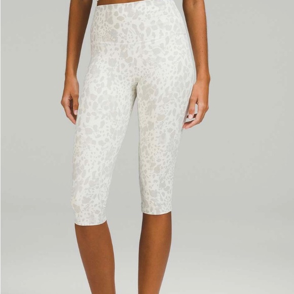 Lululemon align high rise crop 17’ size 4 - Picture 1 of 6